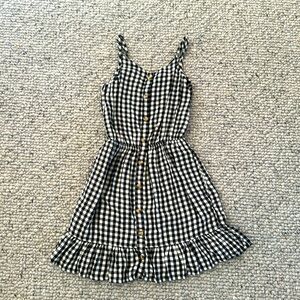 Abercrombie Kids gingham sundress with keyhole opening in back Girls 11/12